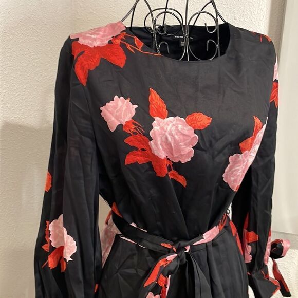 Who What Wear Floral Midi Dress with Ties | Black Red Pink Floral | size M - Picture 4 of 9
